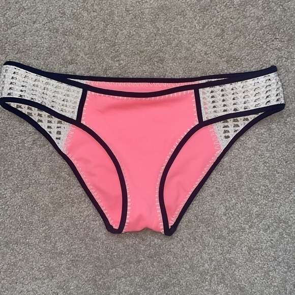 VICTORIA'S SECRET Crochet Neon Nectar Surf Bikini Swimsuit Bottoms - Picture 2 of 4